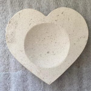 Jabonera Artesanal "Corazón de Piedra" | Mármol Arena