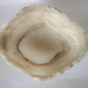 %e2%98%81%ef%b8%8f-tazon-escultorico-onix-blanco-con-borde-rustico-edicion-minimal